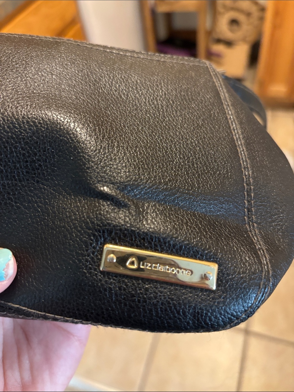 Classic Black Leather Shoulder Bag - Women's Tote - Picture 2 of 6
